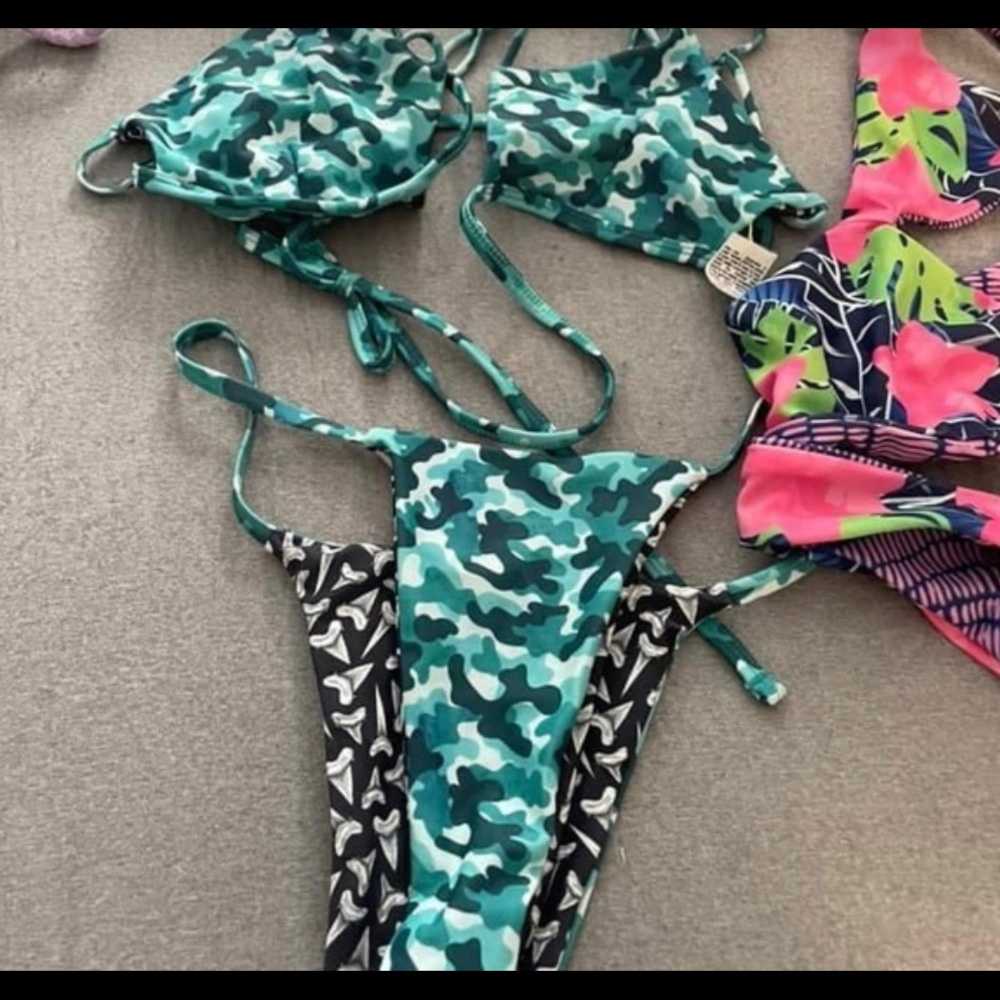 Flexin Fossil Moana Bikini